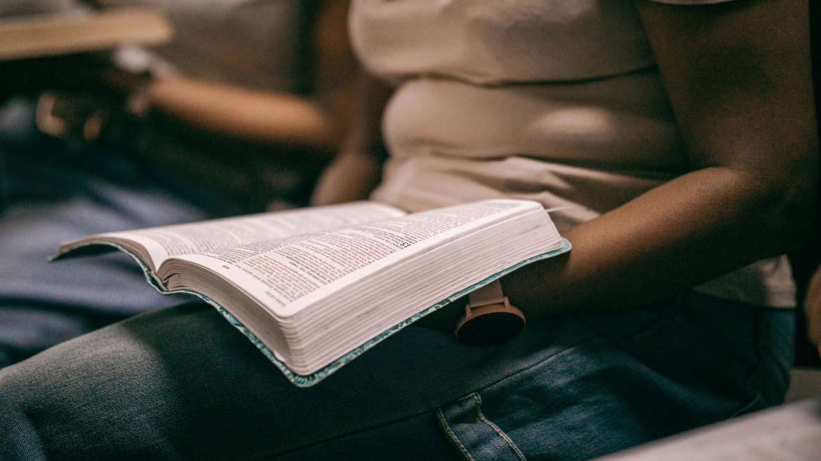 Photo: <a target="_blank" href="https://unsplash.com/es/@cedarhillchurch"> Charise Pieterse</a>, Unsplash CC0.,